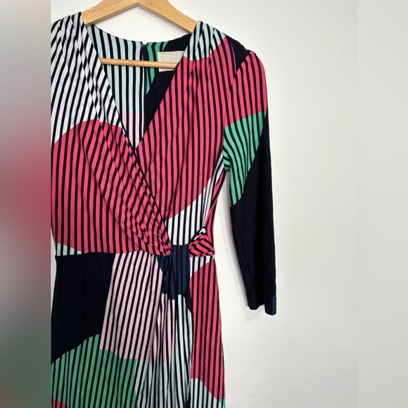 Phase Eight Size 8 Abstract Patterned Wrap Over Effect Dress Navy Blue - Picture 4 of 11